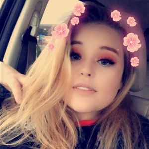 Meet your Posher, Meagan